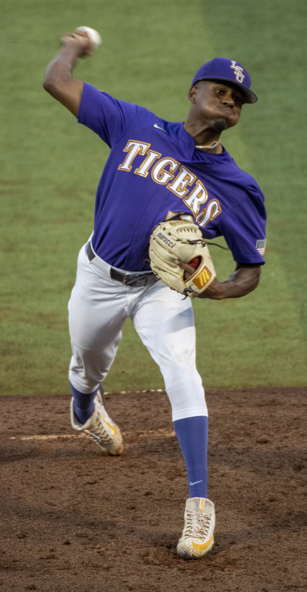BR.lsutennessee.061321 0451 bf.jpg